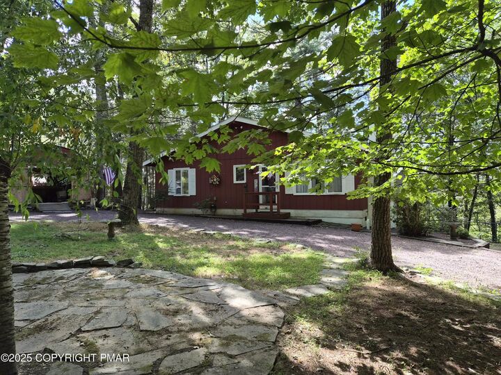180 Sportsmen Drive  Cresco PA 18326 photo