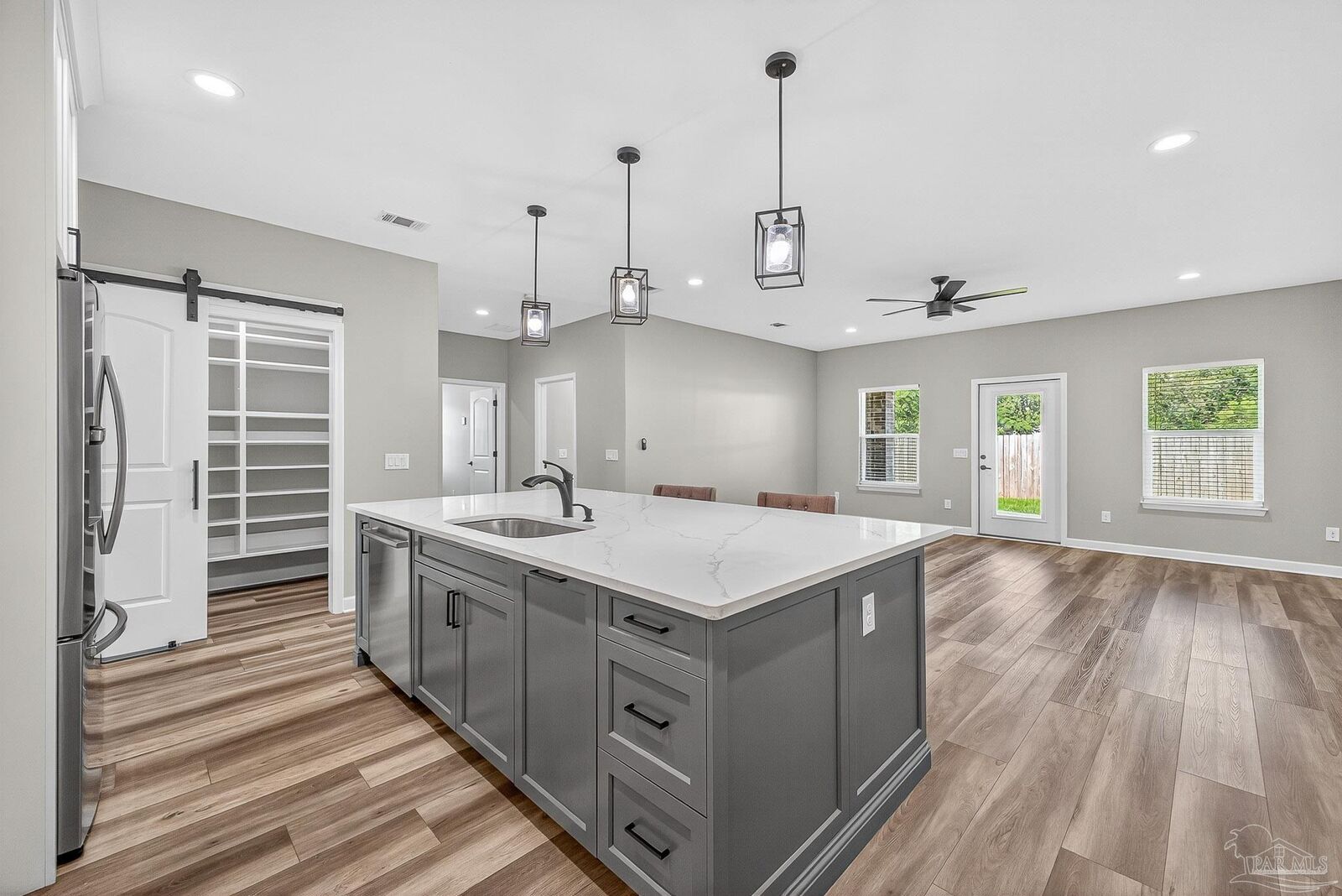 Property Photo: 9901 Raymar St A FL 32534