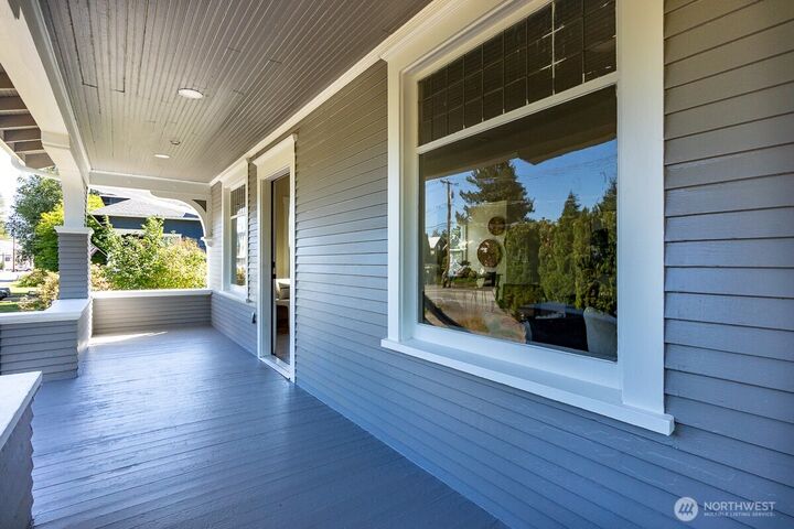 Property Photo:  18520  Main Street  WA 98238