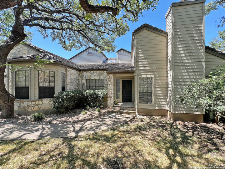 17202 Vardon Way 2402  San Antonio TX 78248 photo