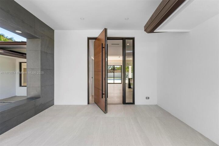 Property Photo: 7530 SW 134th St FL 33156