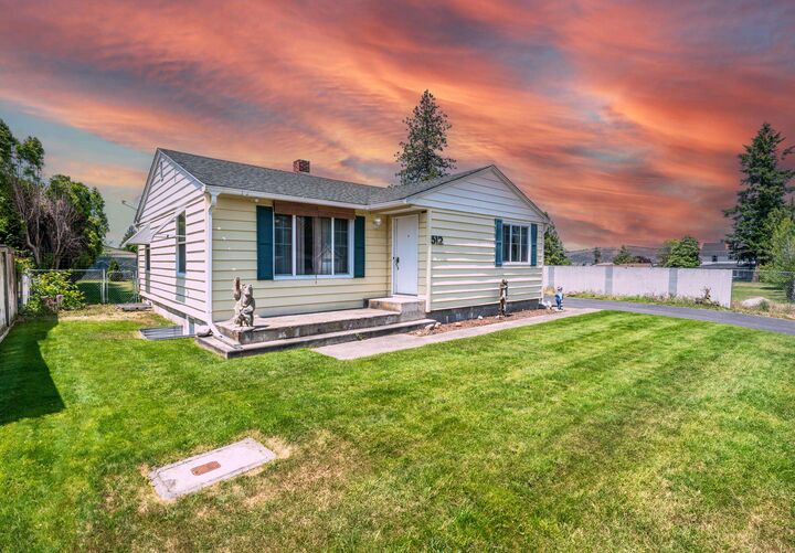 Property Photo: 512 S Thierman Rd WA 99212