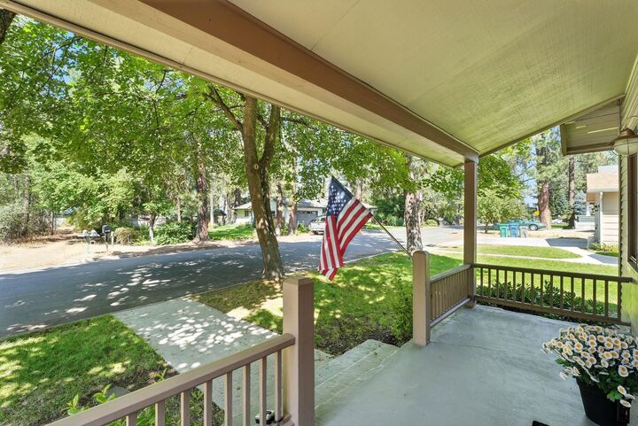 Property Photo:  10706 N Nelson St  WA 99218 