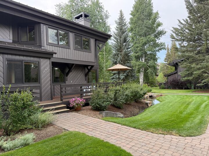 Property Photo: 1242 Villager Condo Dr ID 83353