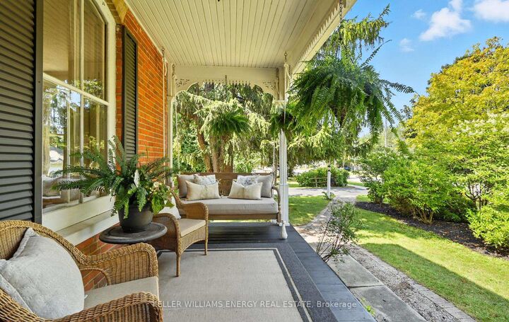 Property Photo:  27 Columbus Road E  ON L1H 0G3 