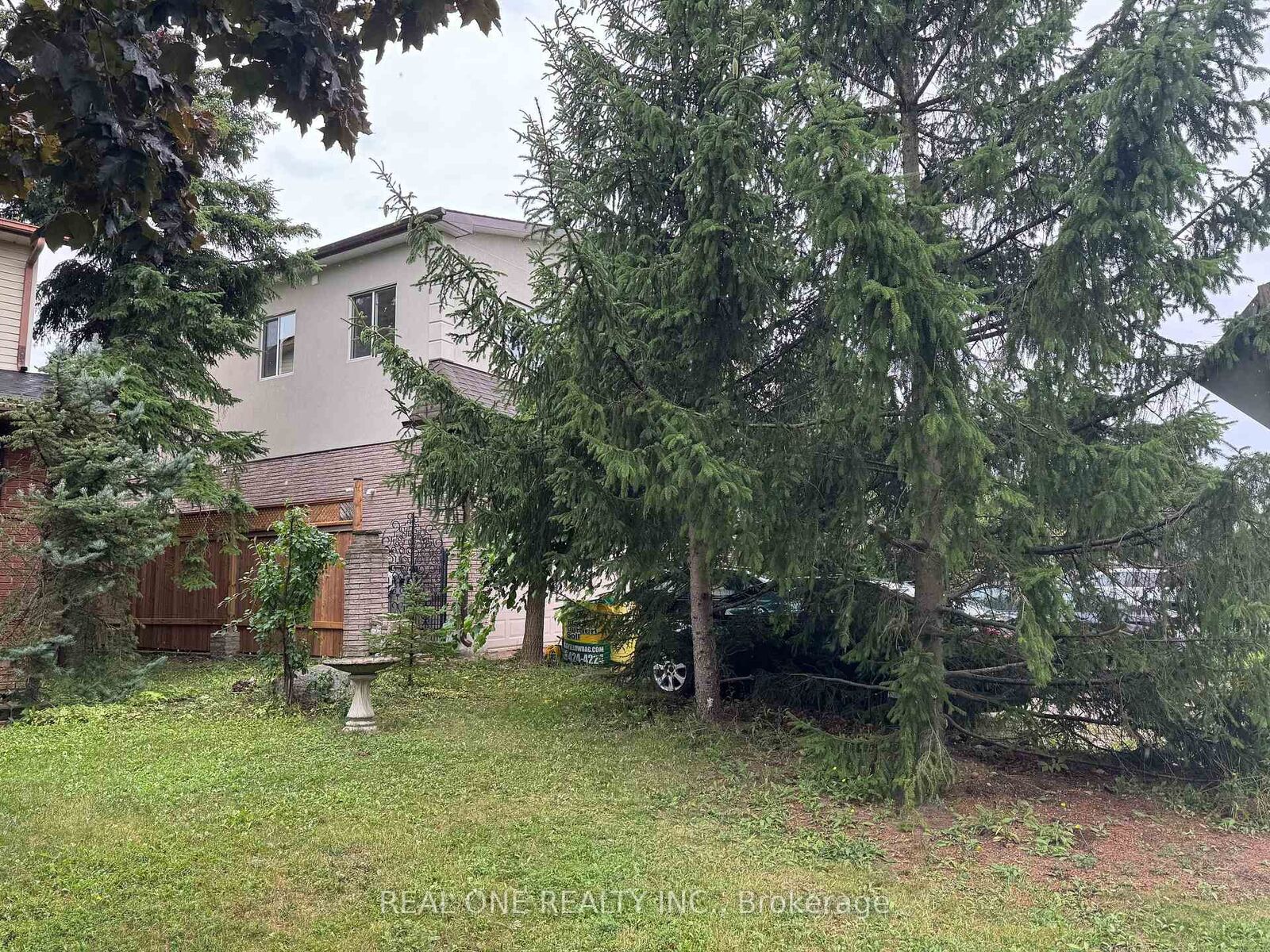 Property Photo:  56 Skylark Drive Upper Level Unit 1  ON L9A 4Y3 