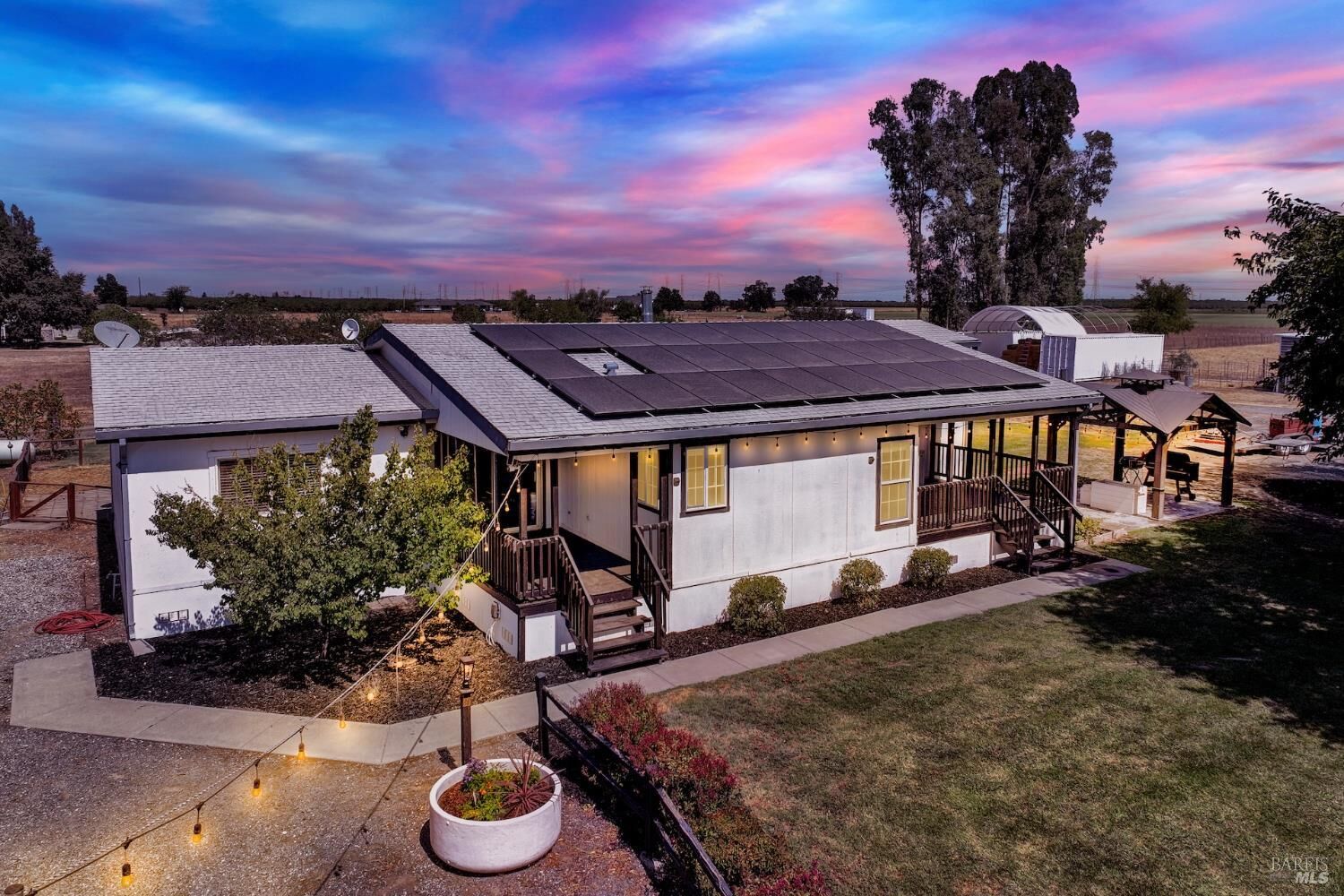 Property Photo:  8498 Freedom Lane  CA 95694 