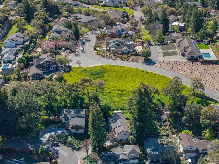 Property Photo:  509 Larch Drive  CA 94952 