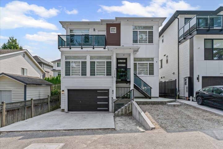 1684 McKenzie Road  Abbotsford BC V2S 8J6 photo