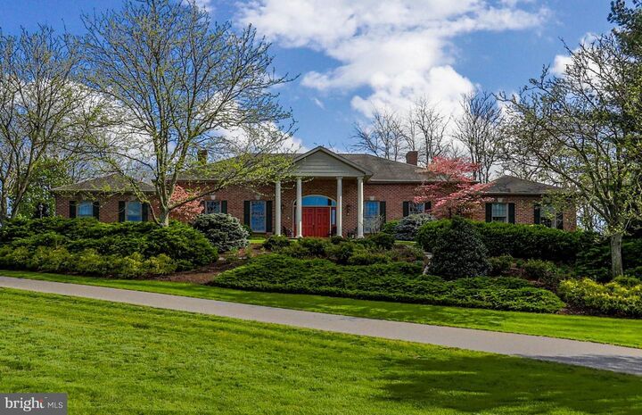 1558 Hearthside Drive  Chambersburg PA 17202 photo
