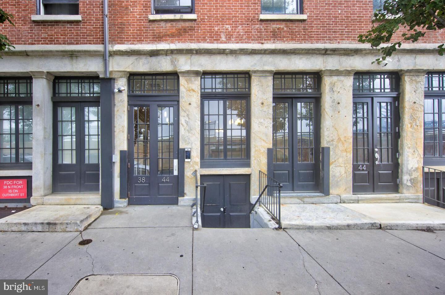 Property Photo: 38 N Front Street 1E PA 19106