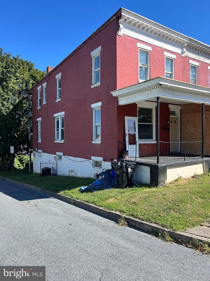 2028 Briggs Street  Harrisburg PA 17103 photo