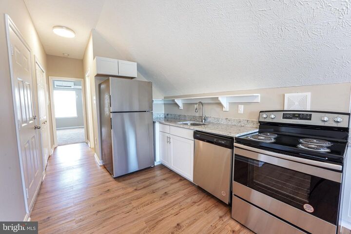 Property Photo: 3105 Shawnee Drive 7 VA 22601