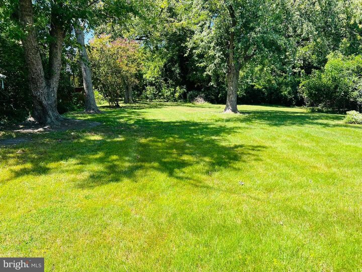 Property Photo:  225 N N Somerset Ave  MD 21817 