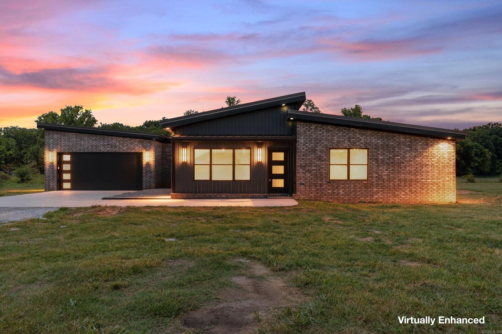 Property Photo: 336 Dry Fly Court AR 72634