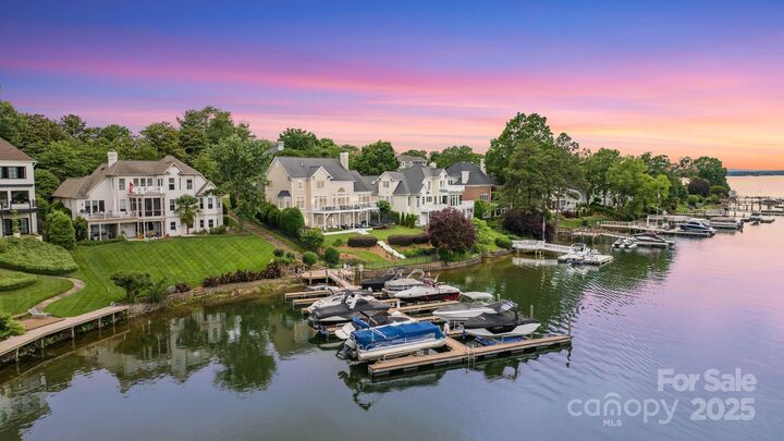 Property Photo:  17825 Spinnakers Reach Drive  NC 28031 