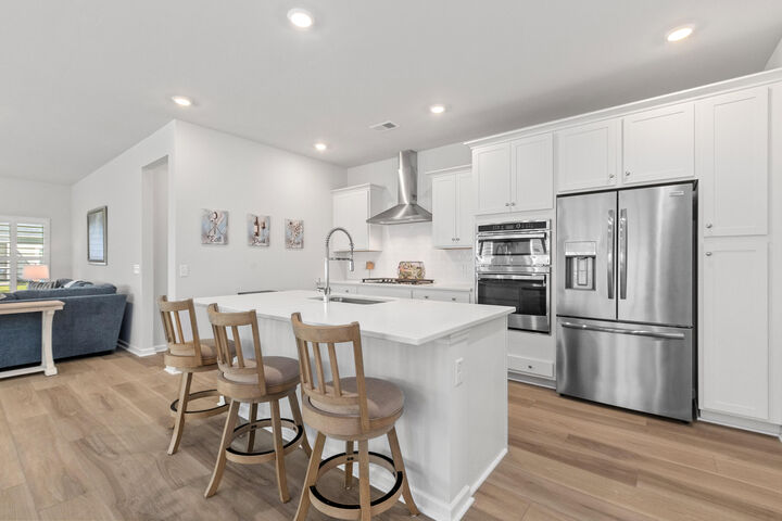 Property Photo: 1133 Cooper Point Street SC 29485
