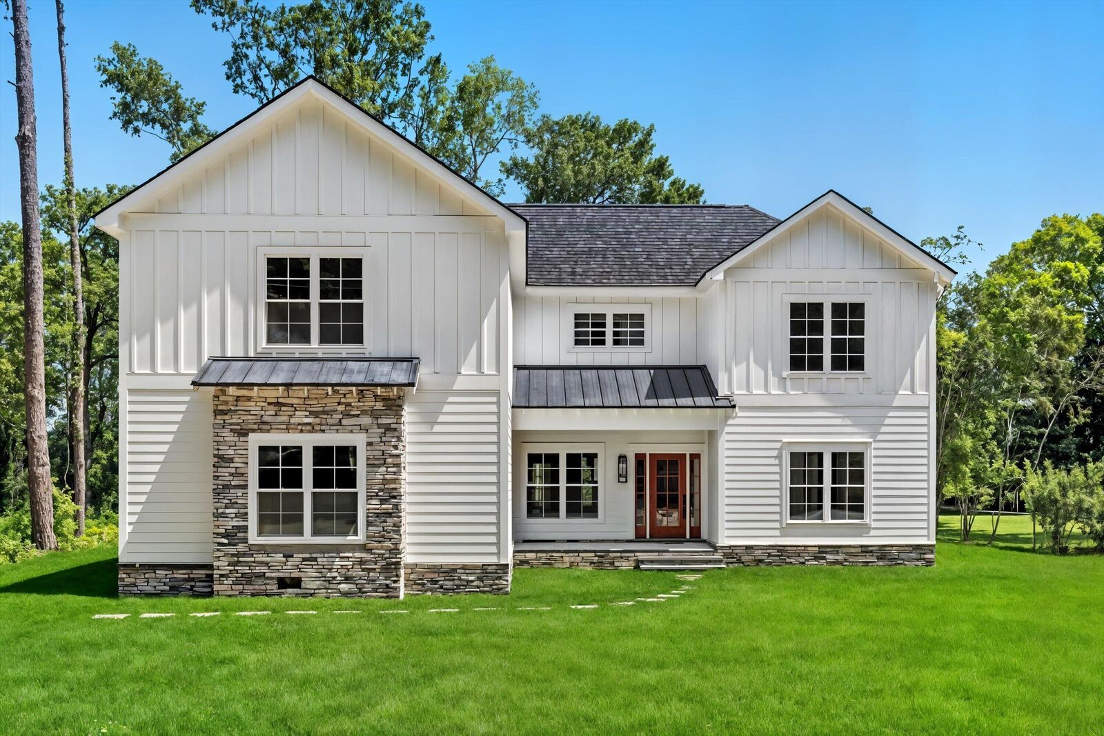 Property Photo: 1302 McCrae Drive SC 29461
