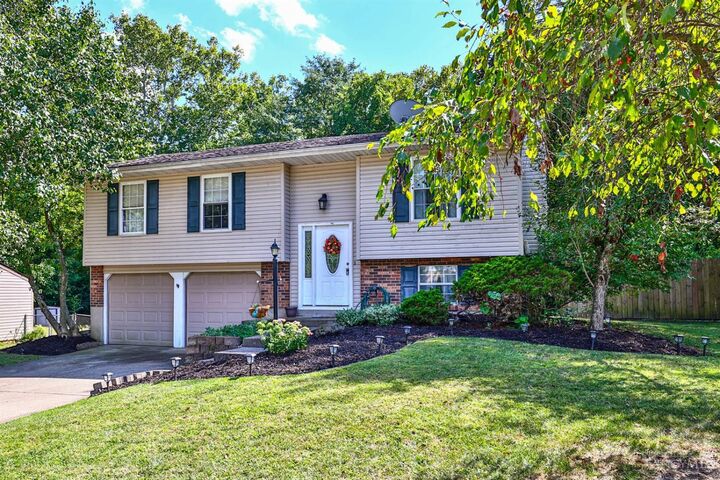 Property Photo:  1881 Happy Valley Drive  OH 45014 
