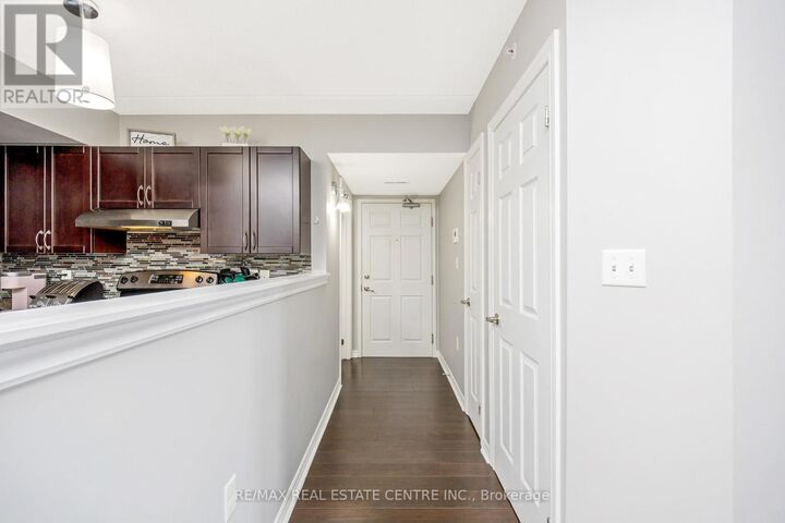 Photo de la propriété: 1360 Main Street East 304 ON L9T 7S5