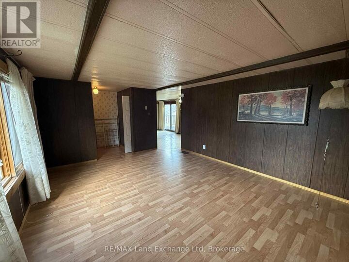 Property Photo: 389 Catherine Street ON N0G 2W0