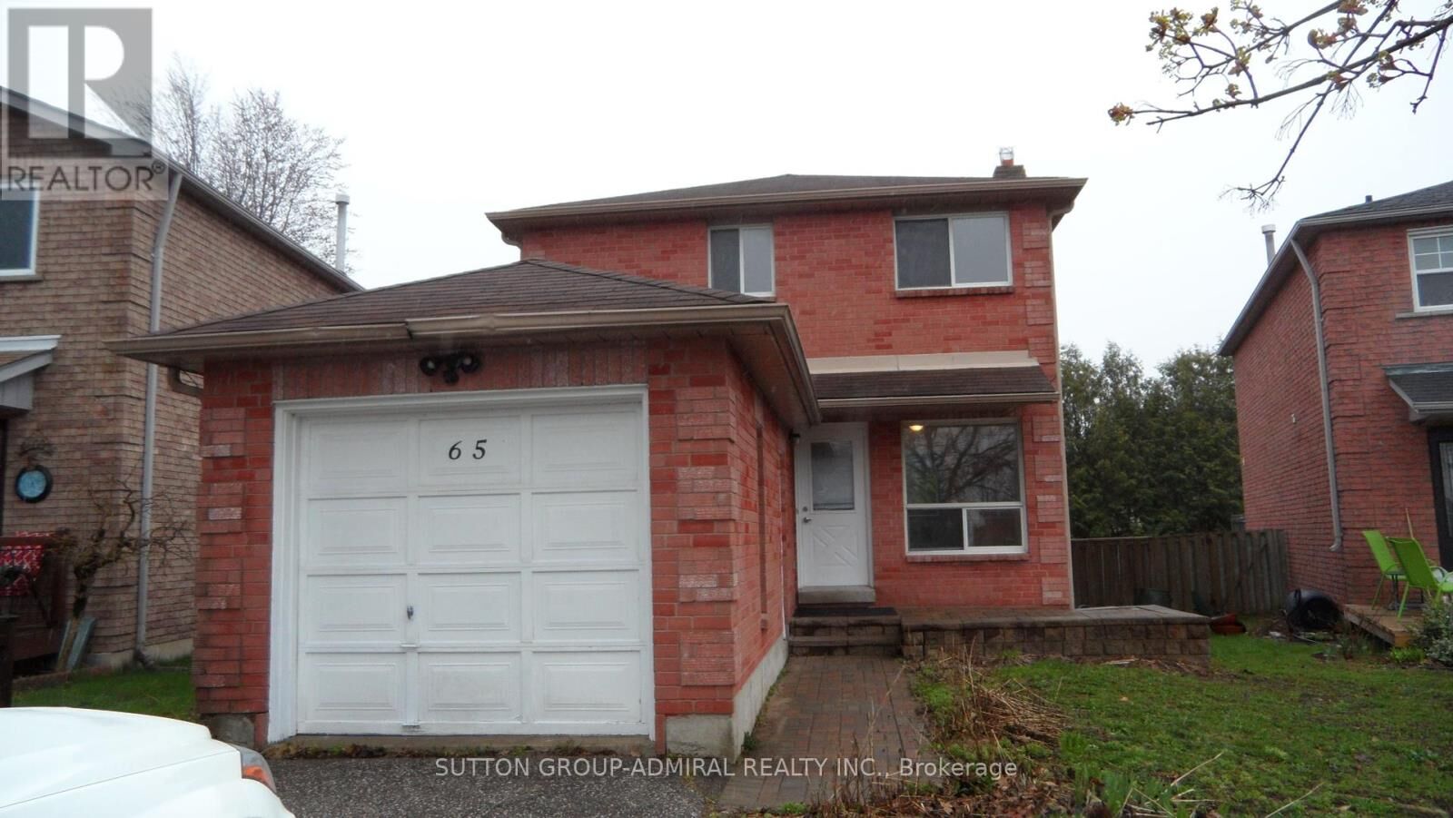 Photo de la propriété: 65 Delaney Crescent ON L4N 7C4