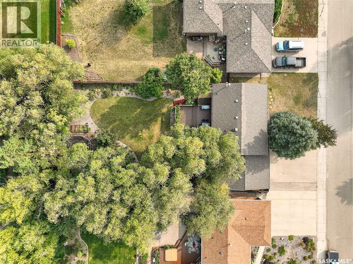 Photo de la propriété:  1643 Marquis Avenue  SK S6H 7V3 