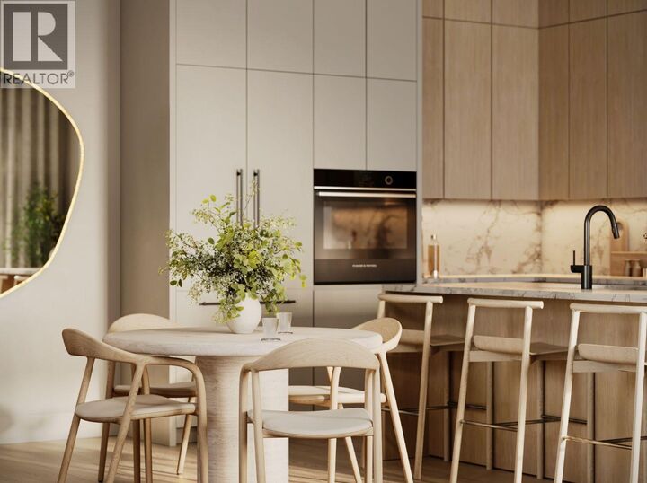 Property Photo: 646 East 23rd Avenue 3 BC V5V 1X8