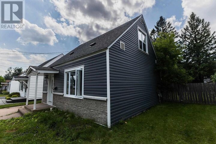 Photo de la propriété: 121 Brien Ave ON P6B 2Y7