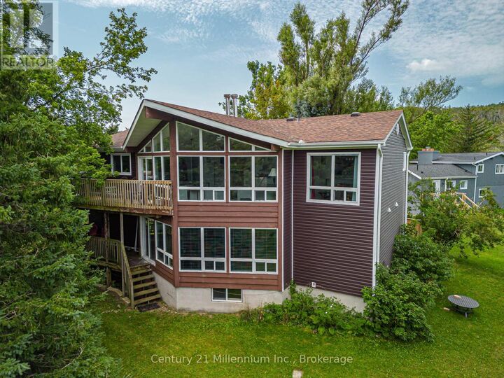 127 Scandia Lane  Blue Mountains ON N0H 2E0 photo