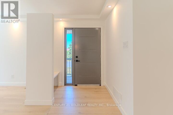 Photo de la propriété: 29 Crownhill Street ON K1J 7K3