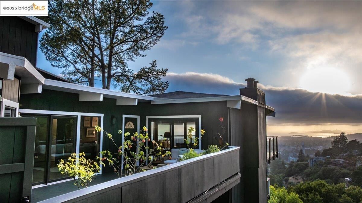 Property Photo: 630 Panoramic Way CA 94704