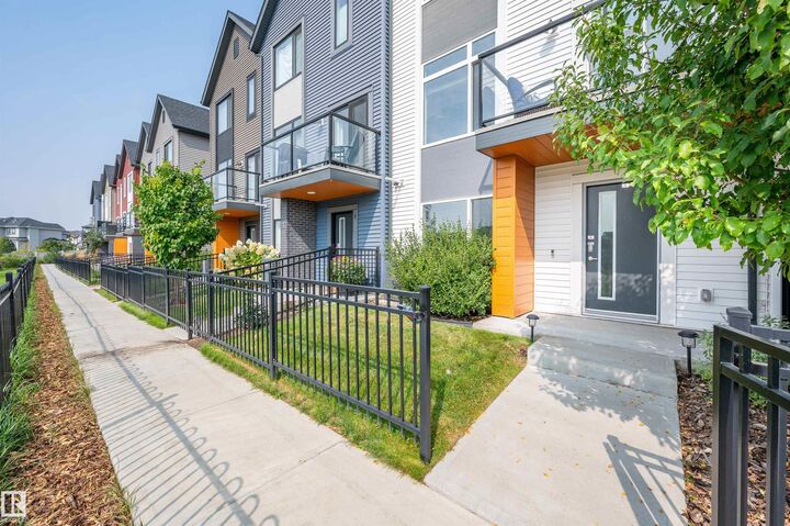 Property Photo: 1010 Rabbit Hill Road SW 4 AB T6W 4G7