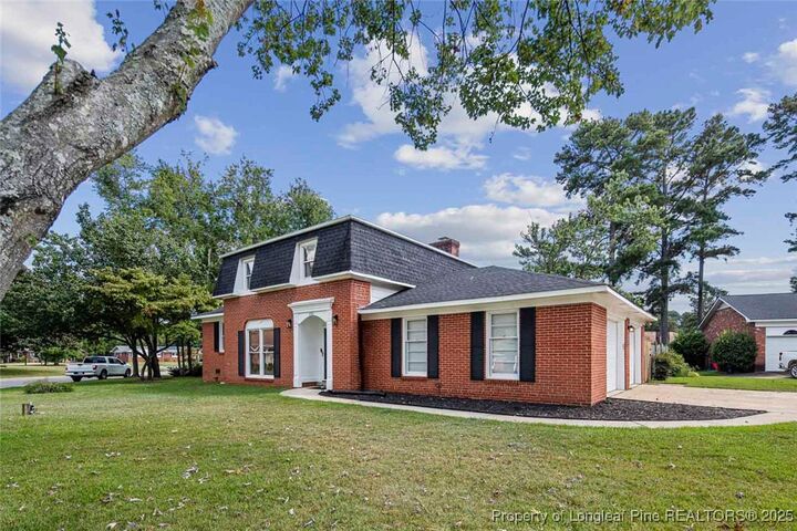 Property Photo: 492 Lennox Drive NC 28303