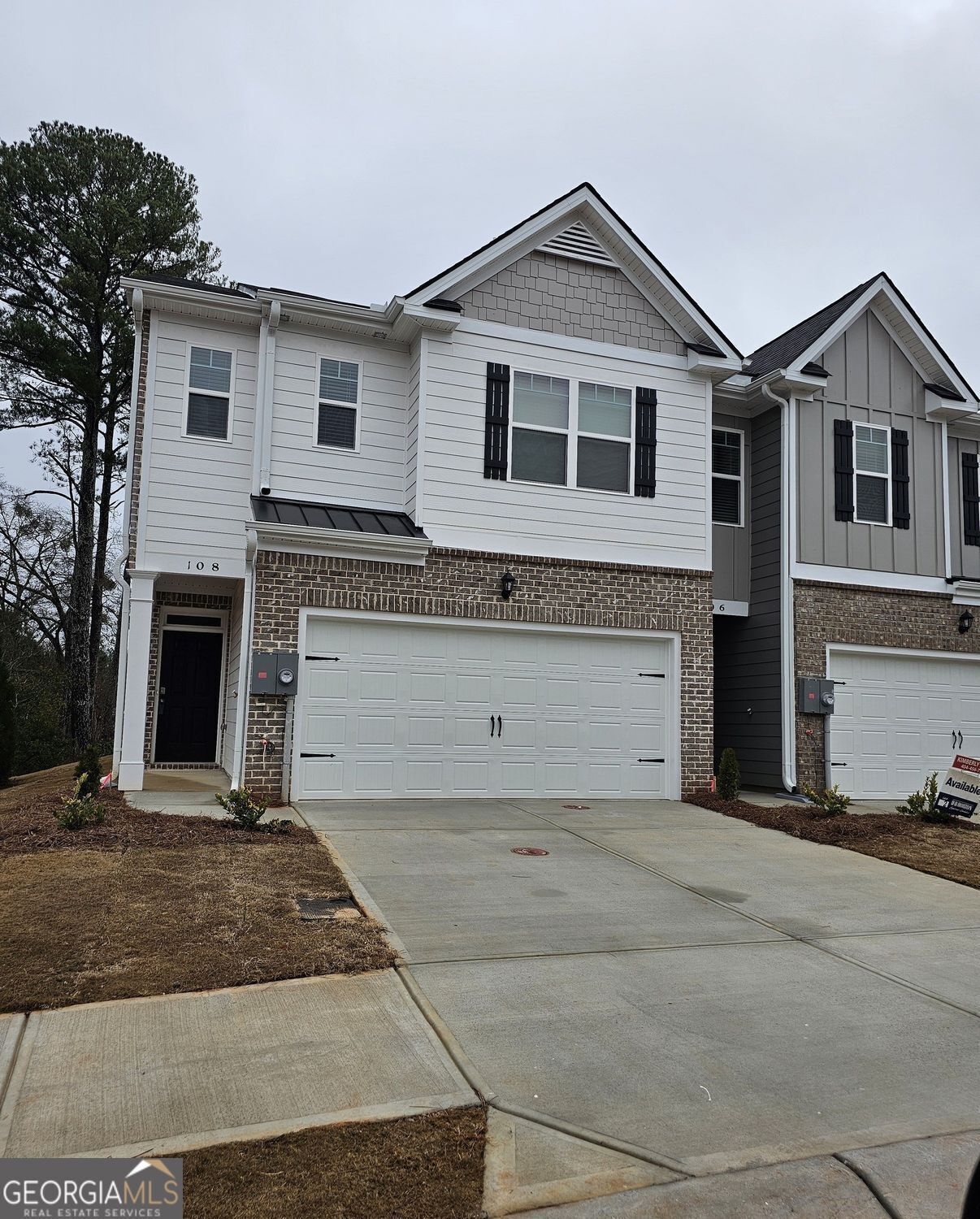 Property Photo: 108 Hampton Circle GA 30253