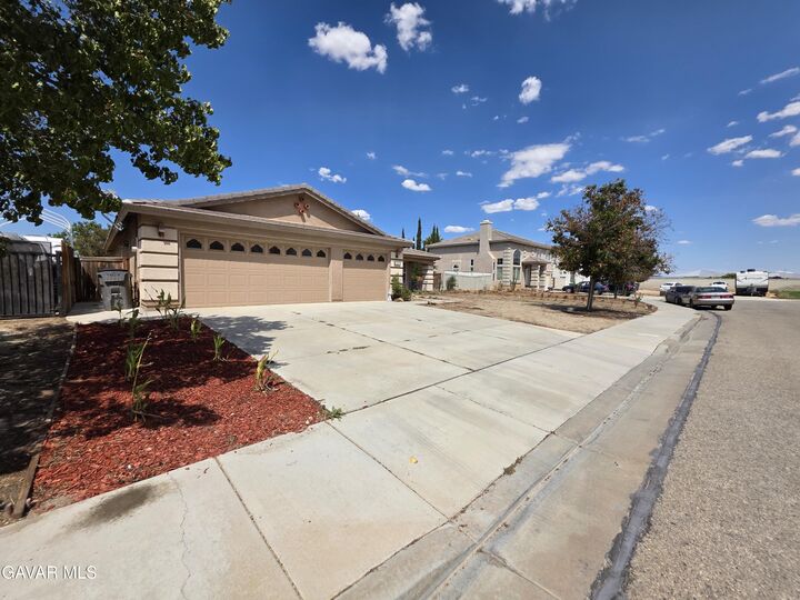 Property Photo: 5715 Capri Court CA 93552