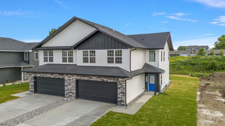 Property Photo:  4292 W 77th Place  IN 46410 