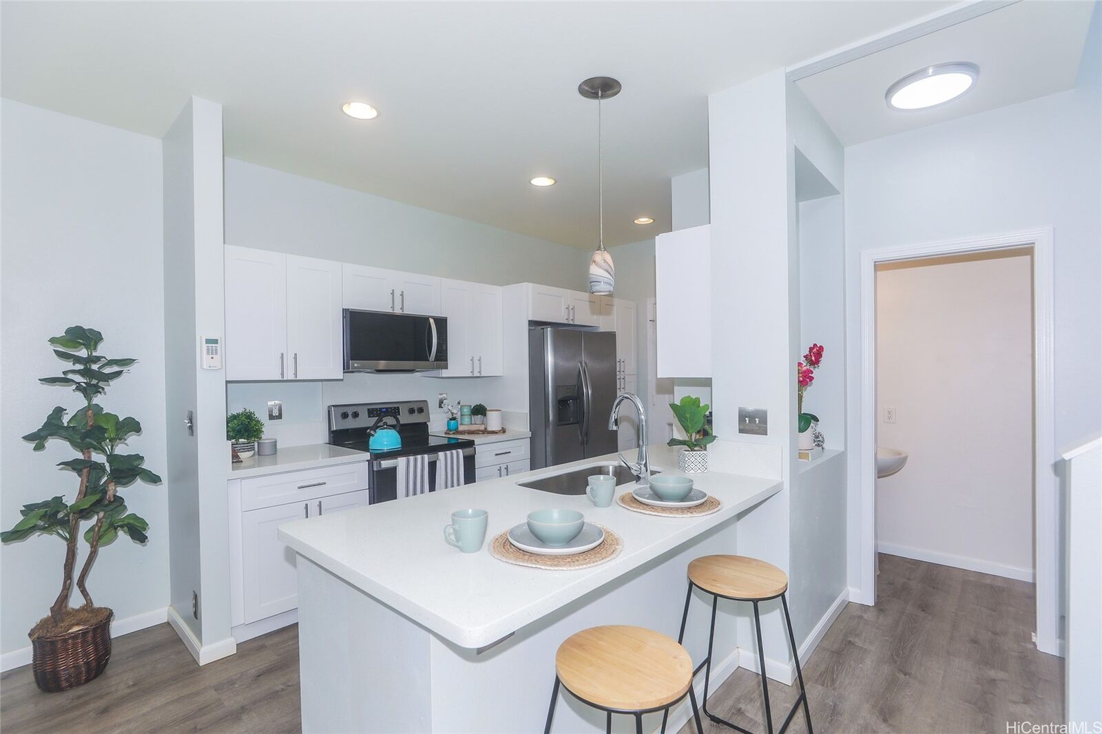 Property Photo:  91-1001 Keaunui Drive 30  HI 96706 
