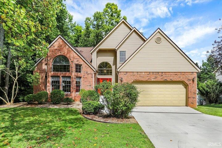 2316 E Linden Hill Drive  Bloomington IN 47401-8179 photo
