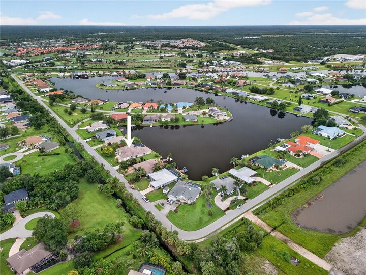 Property Photo: 11600 SW Courtly Manor Drive FL 34269