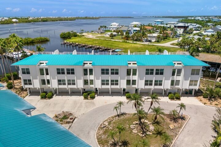 Property Photo:  8276 Harborside Circle  FL 34224 