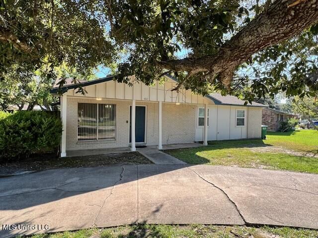 4810 Coronada Avenue  Pascagoula MS 39581 photo