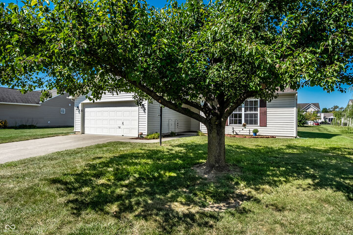 Property Photo:  19433 Pathway Pointe  IN 46062 