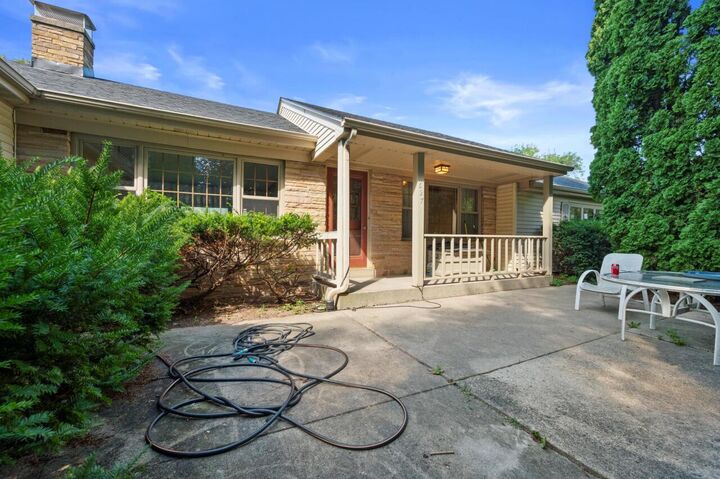 Property Photo:  627 N 114th St  WI 53226 