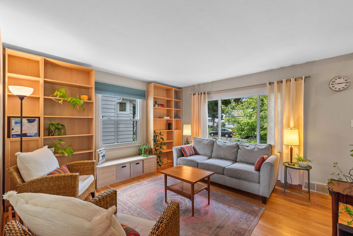 Property Photo: 3818 S Lenox St WI 53207