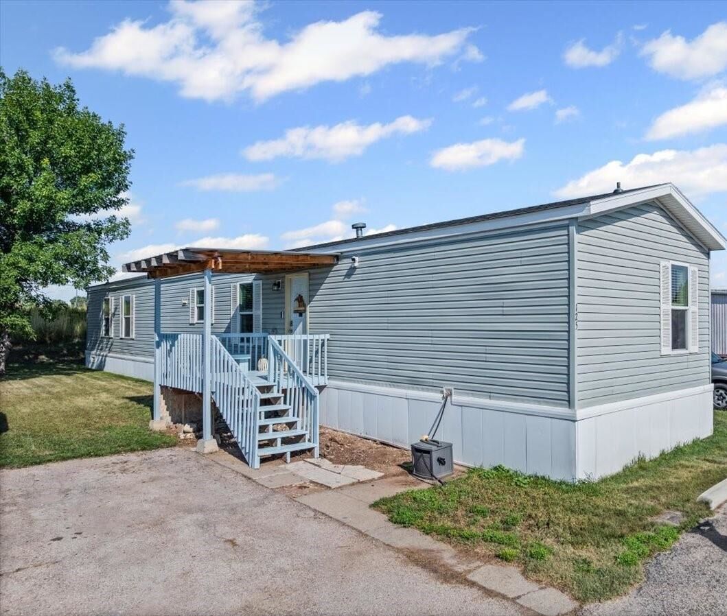 Property Photo:  125 Grandview Drive  SD 57783 