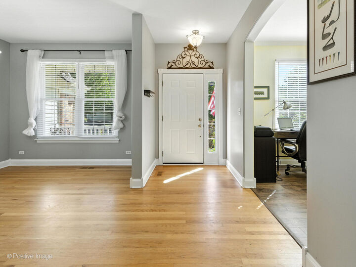 Property Photo:  1432 Hartsburg Lane  IL 60542 