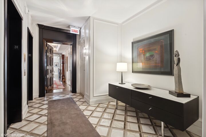 Property Photo:  1040 N Lake Shore Drive 31A  IL 60611