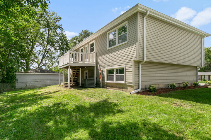Property Photo:  1039 Barrow Court  IL 60484 