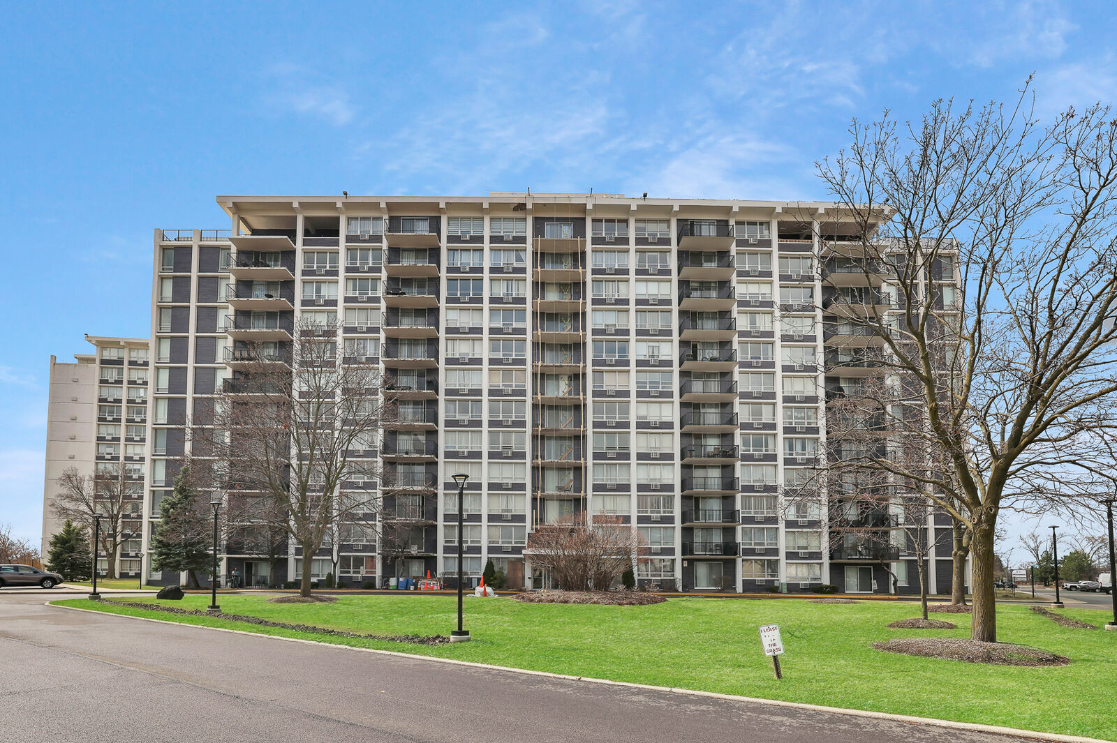 Property Photo: 8801 W Golf Road 12B IL 60714